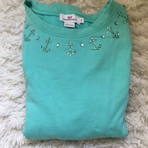 Vineyard vines sweatshirt/top